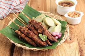 Satu Ayam / Daging + Lontong (PONDOKAN)